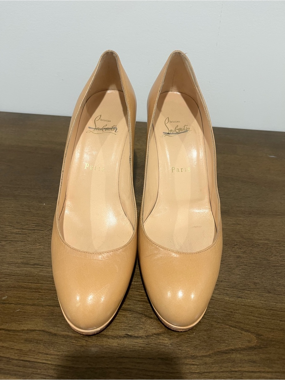 Christian Louboutin Nude Leather Round-Toe Pumps Size 38.5